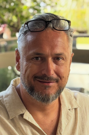 Bogusław Misiarz - założyciel SIB24 i specjalista z doświadczeniem w branży grzewczej i instalacyjnej